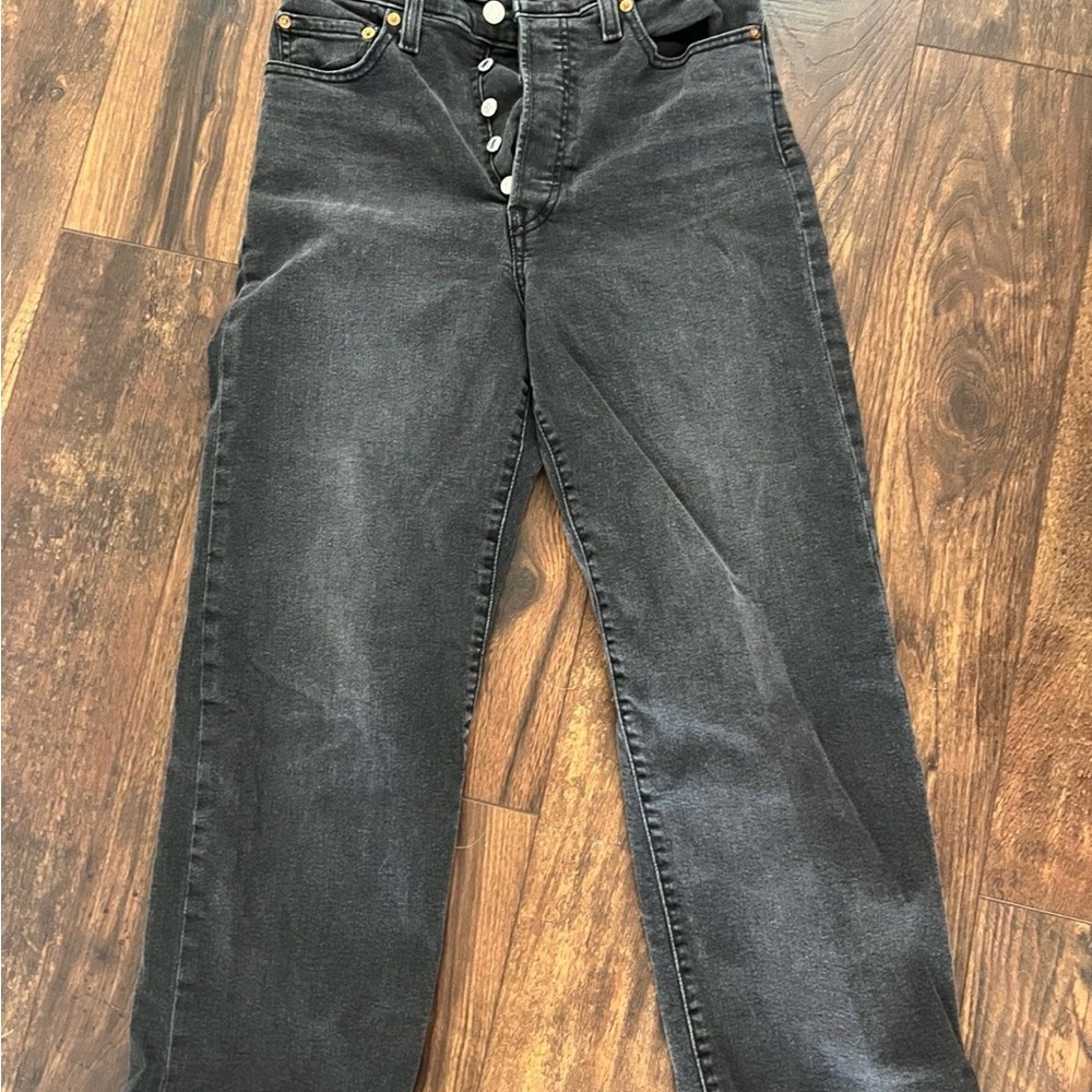 Levi's Black Ankle & Cropped Jeans